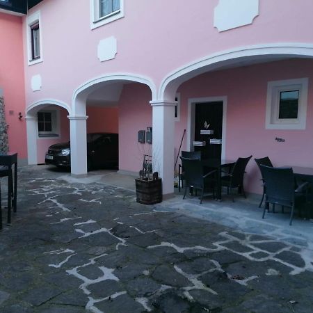Gaestehaus Ruinenblick Bed & Breakfast Spitz an der Donau Bagian luar foto
