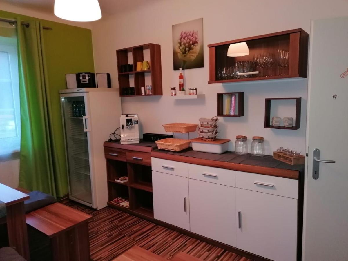 Gaestehaus Ruinenblick Bed & Breakfast Spitz an der Donau Bagian luar foto