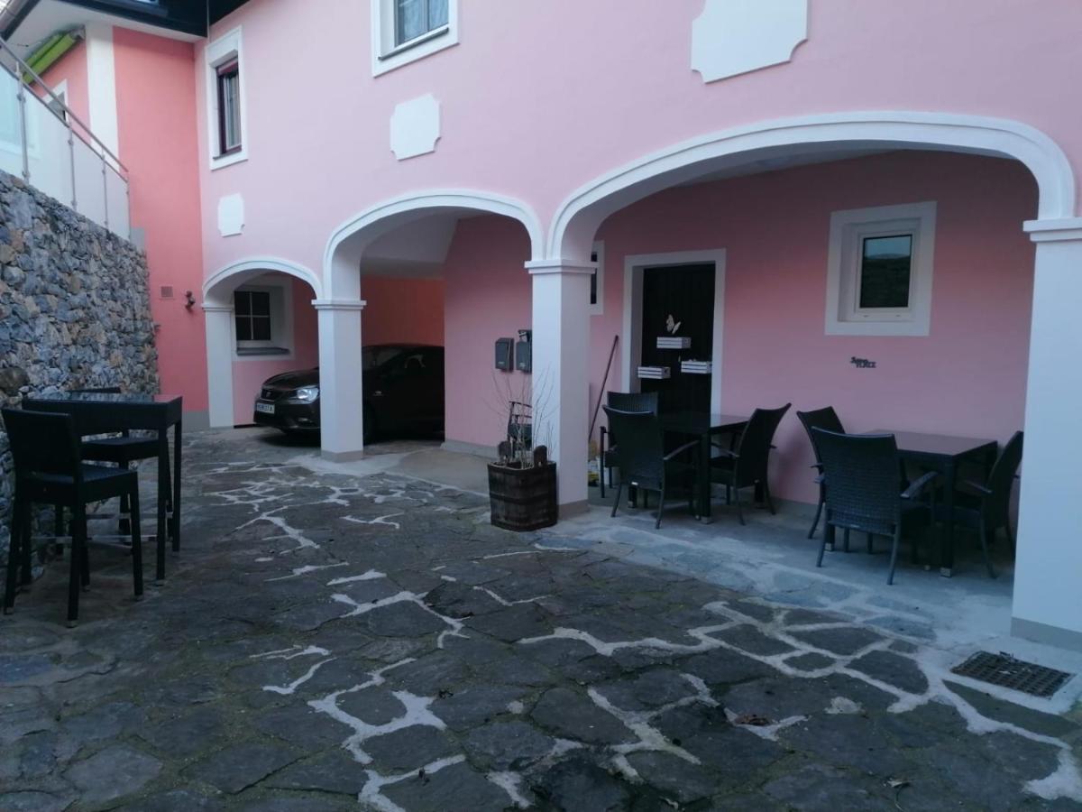 Gaestehaus Ruinenblick Bed & Breakfast Spitz an der Donau Bagian luar foto